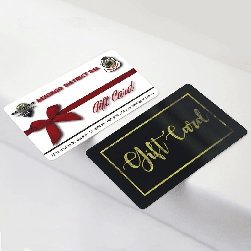 Imagem de Cartões-presente plásticos personalizados com acabamento do material para compradores que comparam soluções de Cartões plásticos.