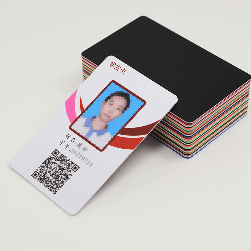 Imagem de Crachás ID — Passes de Evento e Cartões NFC com check-in de hóspedes para compradores que comparam soluções de Cartões plásticos.