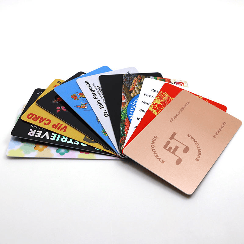 Foto de Cartões de Fidelização Personalizados para Varejo mostrando disposição da antena na categoria Cartões plásticos.