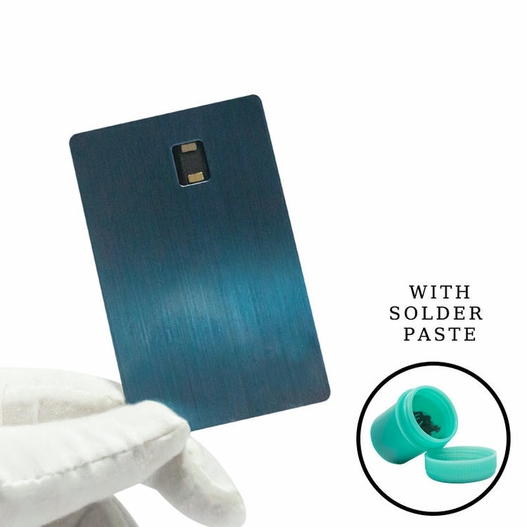 Cartões IC metálicos personalizados para controle de acesso com acabamento metálico escovado, adequados para aplicações de cartões IC metálicos de contato.