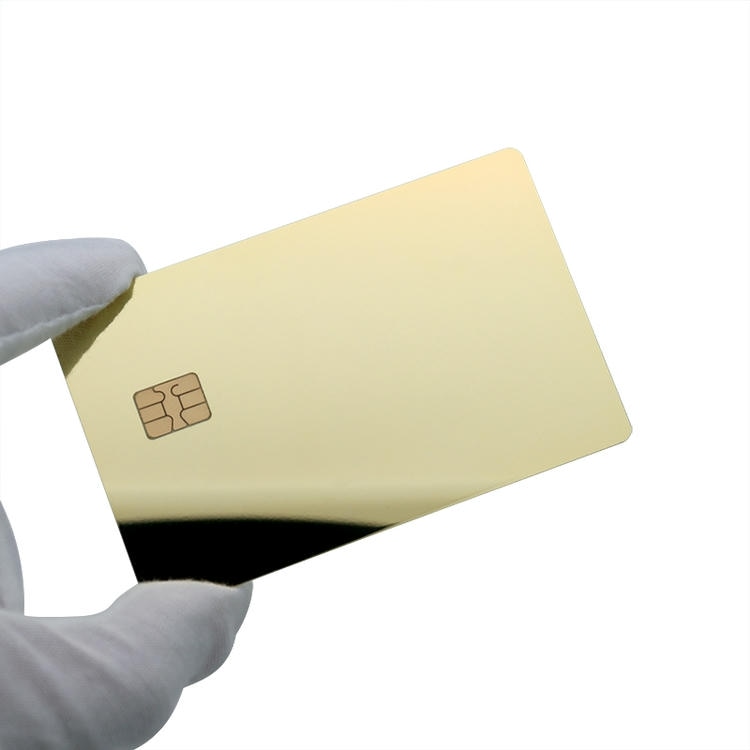 Cartões IC metálicos de contato personalizados para acesso seguro com acabamento metálico escovado.