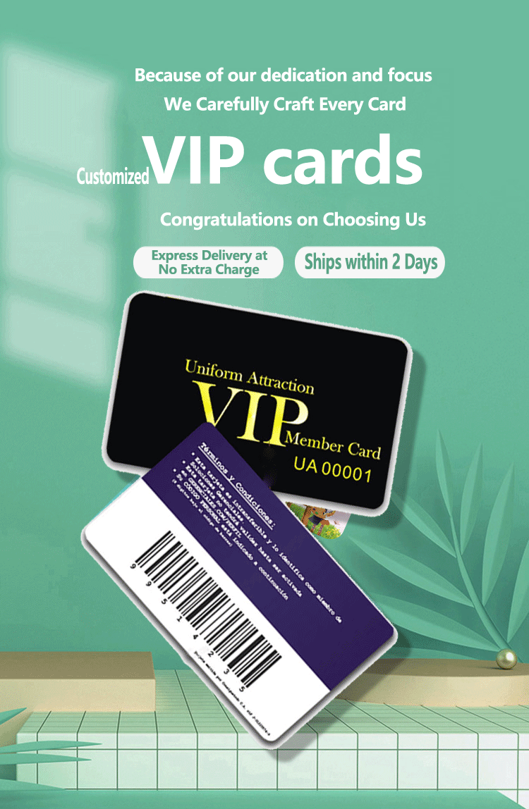 Cartões de membro personalizados para clubes e empresas, apresentados em vista lateral para projetos de Cartões plásticos.
