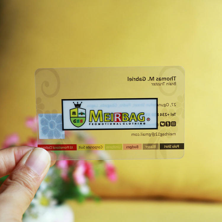 Detalhe de cartões plásticos empresariais personalizados na categoria Cartões plásticos.