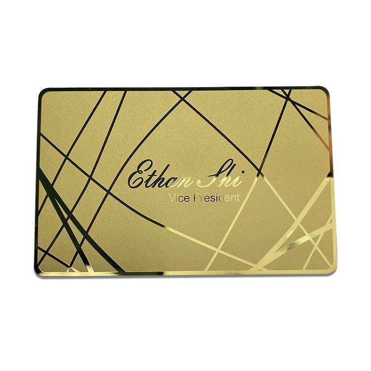 Imagem de Cartões de Visita Metálicos com código QR com foco em controle de acesso seguro para projetos de Cartões de visita metálicos.