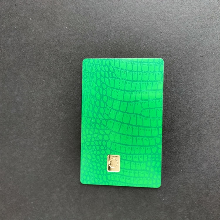 Imagem de Cartões IC Metálicos para Acesso — Pagamento e VIP com logotipo gravado para compradores que comparam soluções de Cartões IC metálicos com contato.