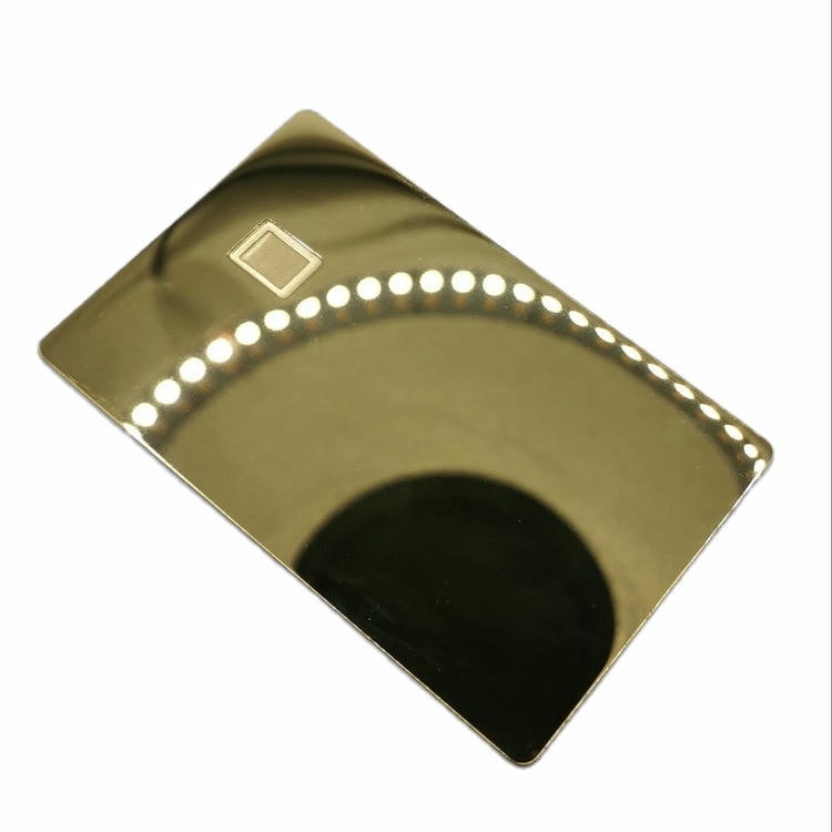 Imagem de Cartões IC Metálicos de Contato para ID Seguro com acabamento em metal escovado para compradores que comparam soluções de Cartões IC metálicos com contato.