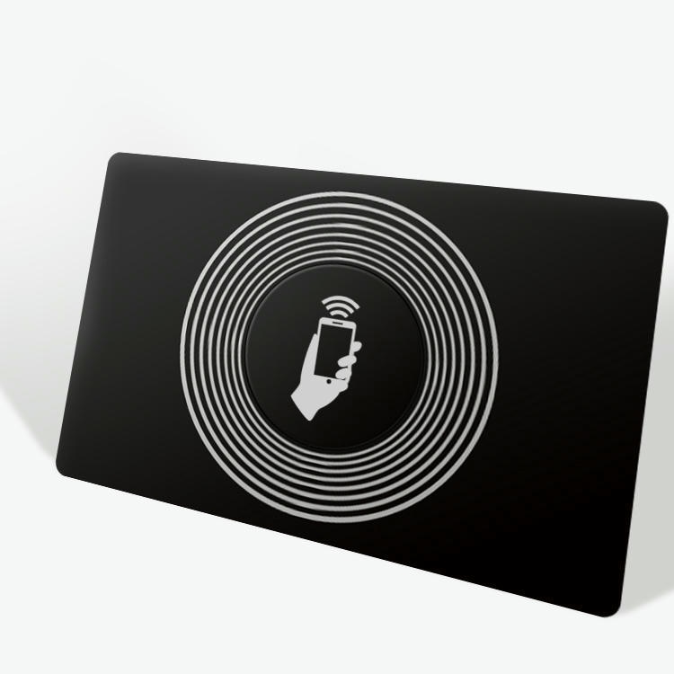 Imagem de Cartões Metálicos com Chip para Programas VIP com foco em acabamento em metal escovado para projetos de Cartões IC metálicos com contato.