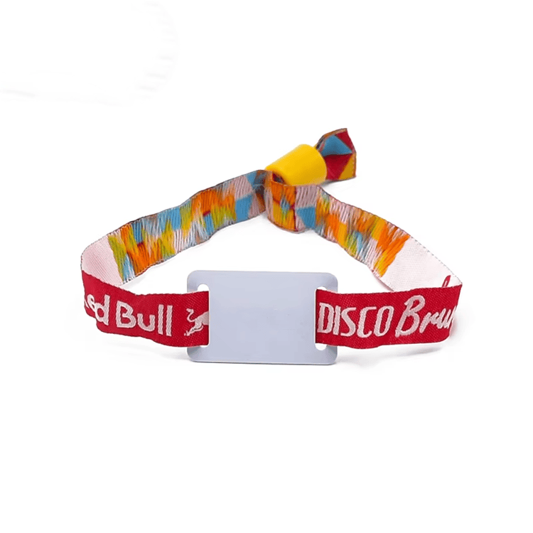 Imagem nítida de Pulseiras RFID de Tecido para Pagamentos Cashless destacando pagamento sem dinheiro para aplicações de Pulseiras RFID de tecido.