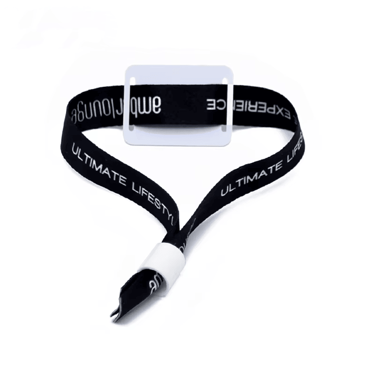 Imagem de Pulseiras RFID em Tecido para Segurança em Parques Familiares com leitura sem contato para compradores que comparam soluções de Pulseiras RFID de tecido.