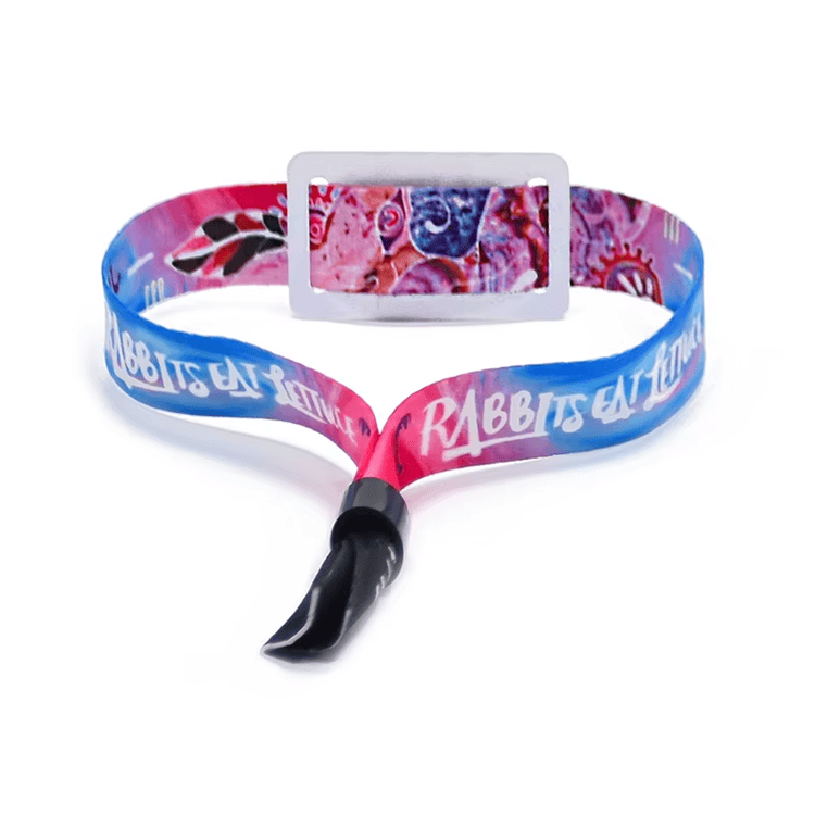 Imagem nítida de Pulseiras RFID Infantis de Tecido para Eventos destacando leitura sem contato para aplicações de Pulseiras RFID de tecido.