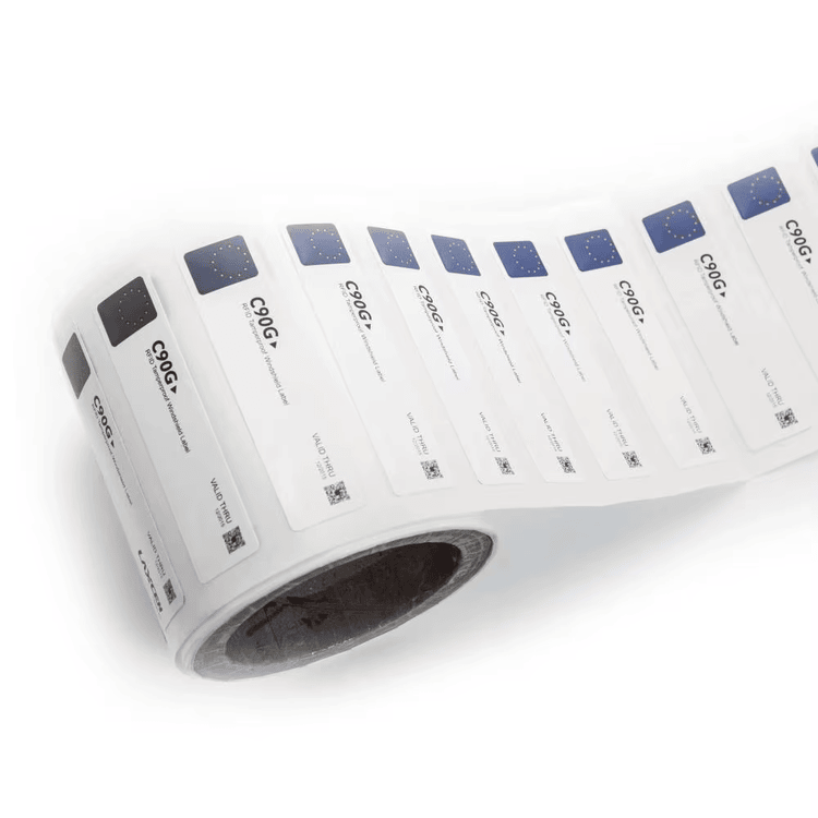 Rolo impresso de ingressos RFID em papel com gráficos seriados para distribuição controlada e verificação rápida na entrada.