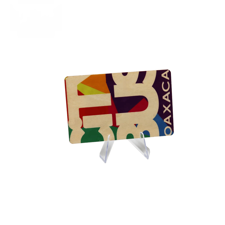 Imagem de Cartões RFID de Madeira para Programas Sustentáveis com controle de acesso seguro para compradores que comparam soluções de Cartões de madeira.