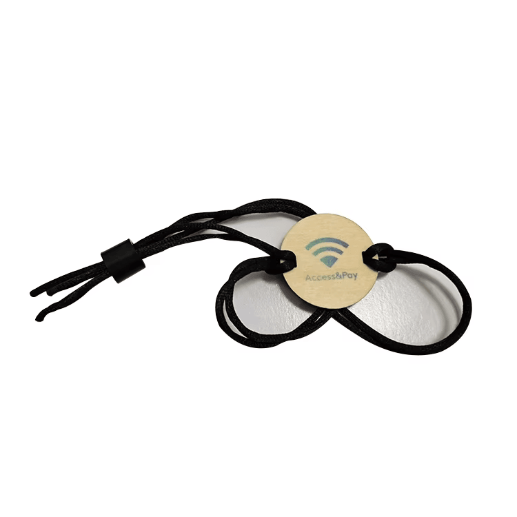 Pulseiras RFID de madeira personalizadas para hotéis e eventos aplicadas ao controle de acesso em eventos na categoria Cartões de madeira.