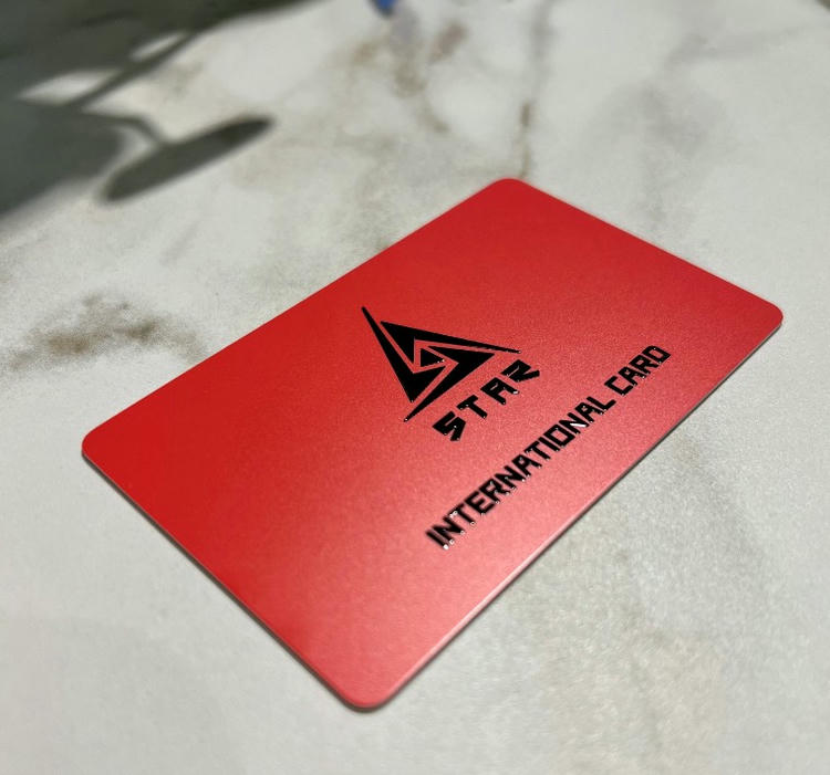 Embalagem para varejo de cartões VIP de luxo personalizados para aplicações de Cartões de Plástico.