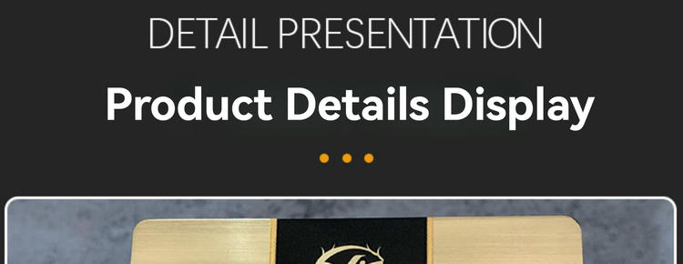 Fotografia de detalhe dos cartões pretos personalizados em relevo para identidade visual premium na categoria Cartões de Plástico.