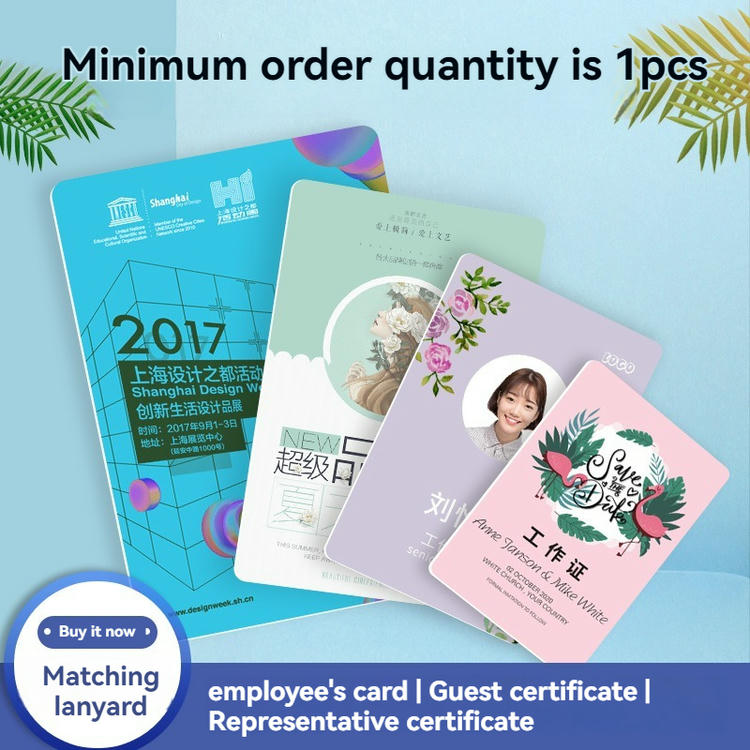 Imagem de Crachás ID e Cartões PVC de Acesso Personalizados com foco em detalhes do chip para projetos de Cartões plásticos.