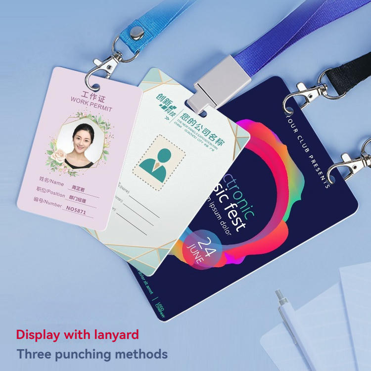 Esta imagem destaca logotipo impresso em Crachás ID e Cartões PVC de Acesso Personalizados para aplicações de Cartões plásticos.