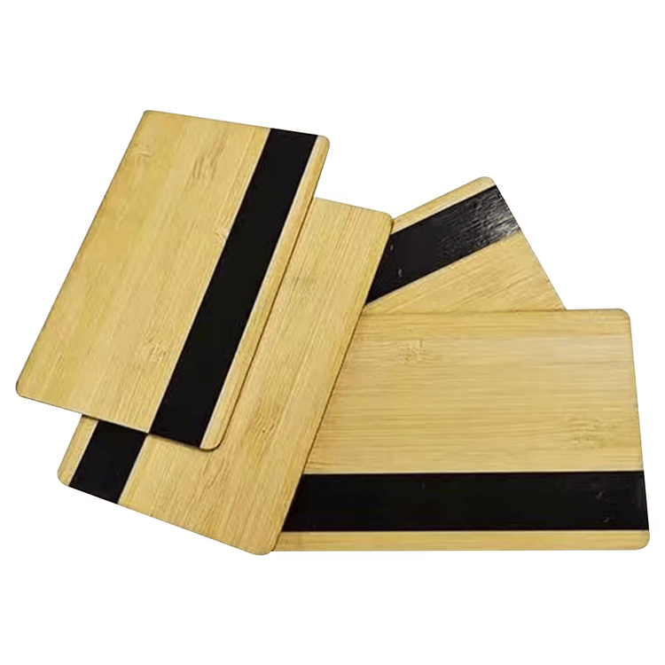 Cartões de Bambu Personalizados para identidade visual de eventos apresentados com leitura sem contato para compradores que comparam soluções Cartões de madeira.