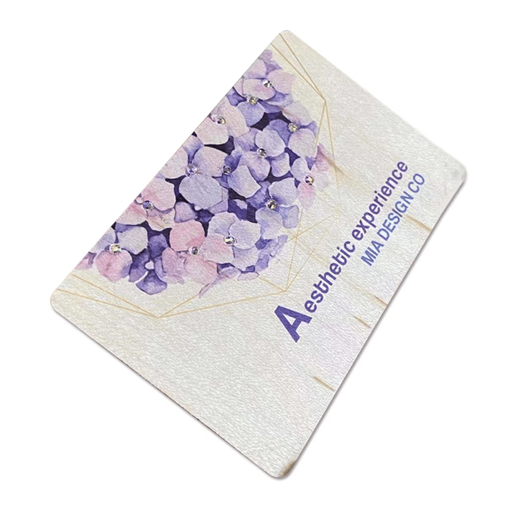 Foto de produto dos cartões-presente de bambu personalizados mostrando a vista lateral na categoria Cartões de Madeira.