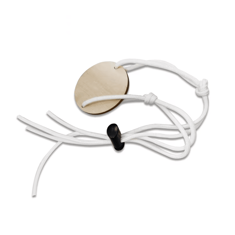 Cartões-presente de madeira personalizados para marcas premium com layout de antena para compradores que comparam soluções de Cartões de madeira.