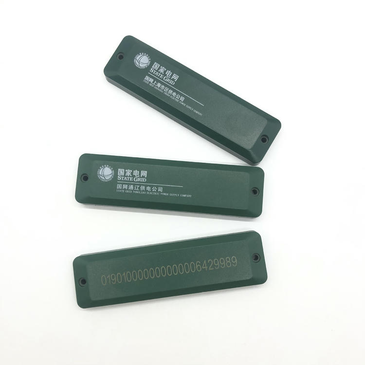 Tags RFID ABS para metal para ativos pesados com opção de logotipo impresso para projetos B2B.
