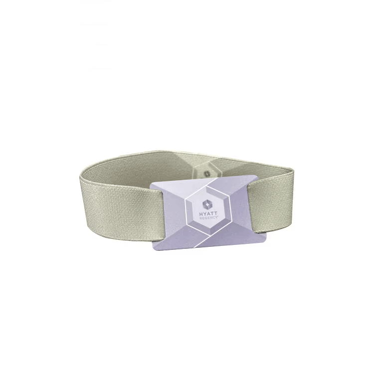 Pulseiras RFID elásticas para maratonas com impressão personalizada na tag para projetos de identificação de atletas.