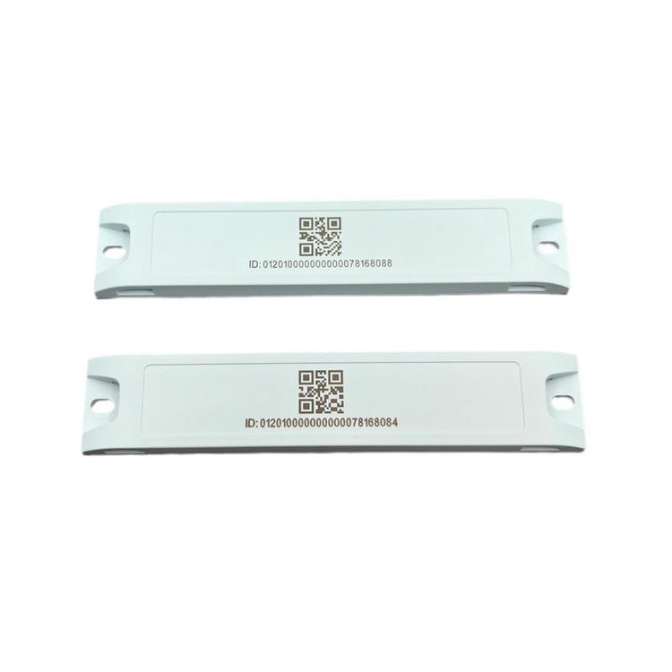 Imagem de Tag RFID ABS para Ativos Metálicos Industriais com foco em verso adesivo para projetos de Tags RFID ABS para metal.