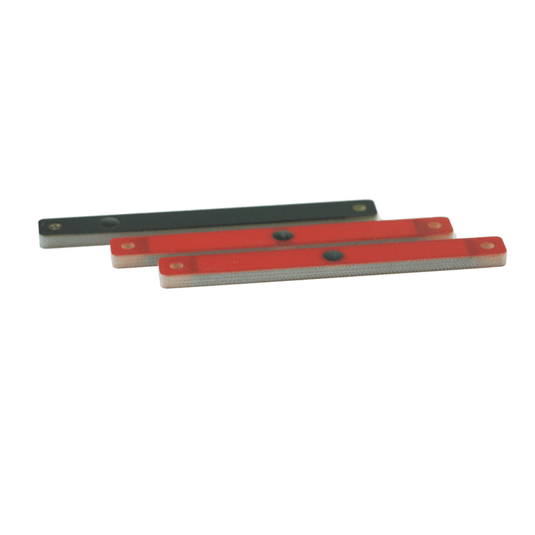 Imagem destacando o Tag RFID PCB para metal para Rastreamento de Ativos Metálicos com acabamento escovado para aplicações tags RFID PCB para metal.