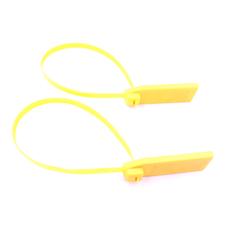 Lacre RFID com abraçadeira desenvolvido para identificação e gestão digital de ativos.