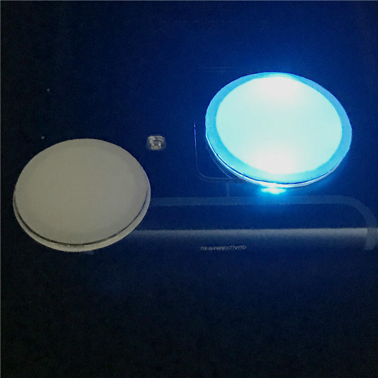 Embalagem de produto de elevado valor com etiqueta NFC LED antifalsificação que se ilumina durante a verificação