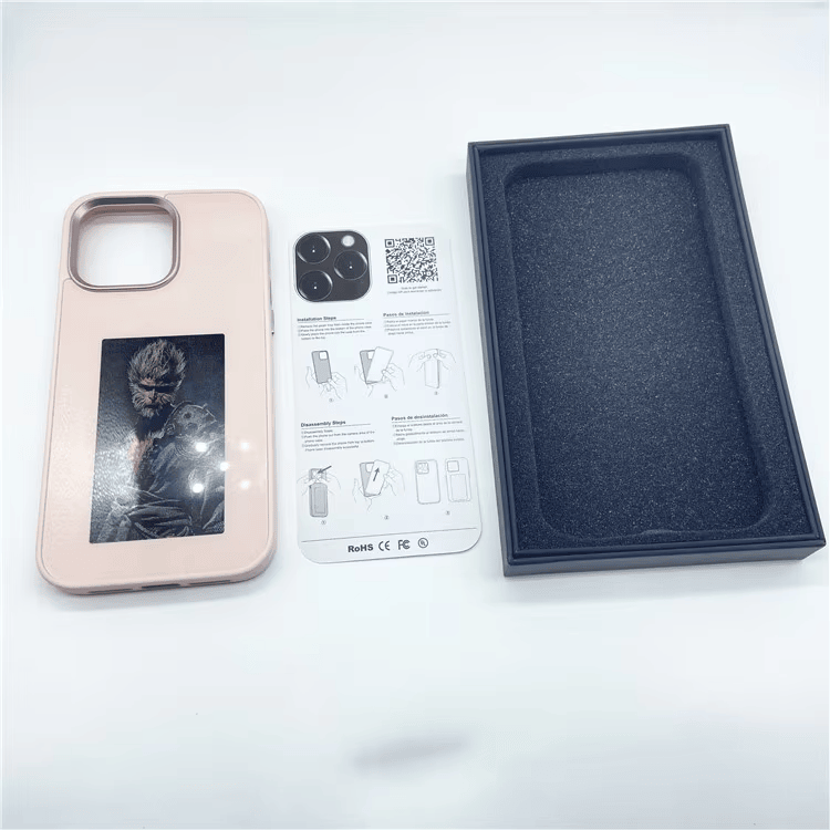 Embalagem da capa NFC apresentada com o encarte e o guia para configuração rápida e transporte seguro.