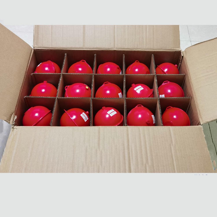Marcadores subterrâneos ED1500 organizados em uma caixa de papelão com divisórias para proteção durante o transporte e fornecimento em lotes.