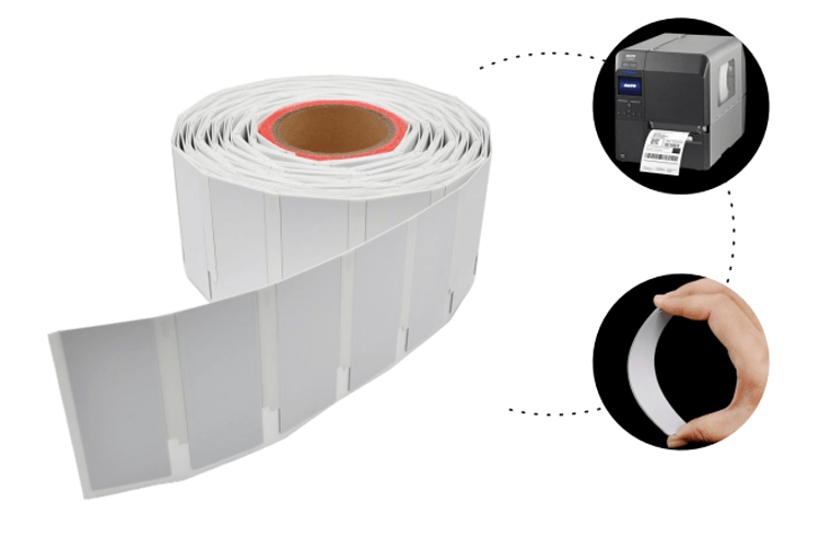 Etiqueta RFID UHF flexível para metal 14m para logística, apresentada com acabamento metálico escovado para compradores que comparam soluções tags RFID UHF flexíveis para metal.