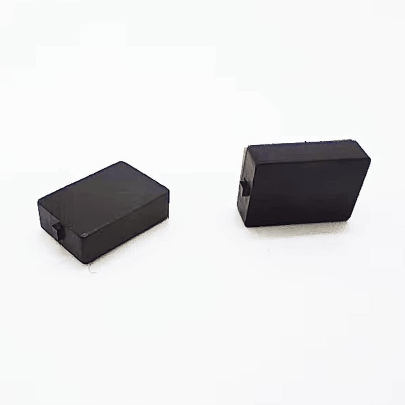 Imagem de Tags RFID para Autoclave e Ferramentas Metálicas com corpo metálico durável para compradores que comparam soluções de Tags RFID para altas temperaturas.
