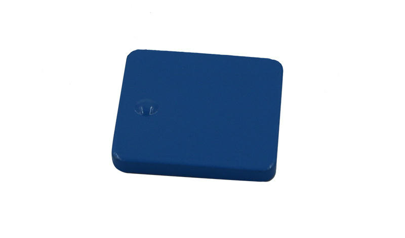 Foto do produto Tags RFID para Temperaturas Extremas mostrando aplicação sobre superfície metálica na categoria Tags RFID de Alta Temperatura.