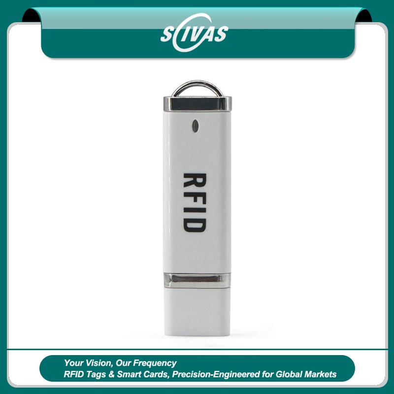 Imagem de Leitor RFID USB 125 kHz para Cartões EM ID com foco em painel frontal com teclado para projetos de Leitores RFID LF de 125 kHz.