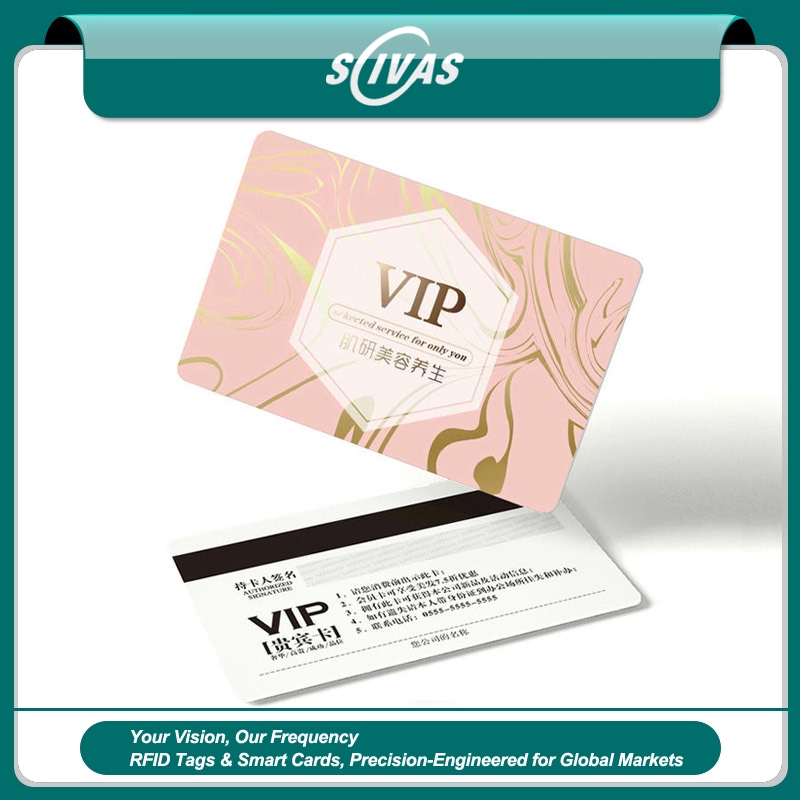 Foto de Cartões de Associação Premium para Programas VIP mostrando logotipo impresso na categoria Cartões plásticos.