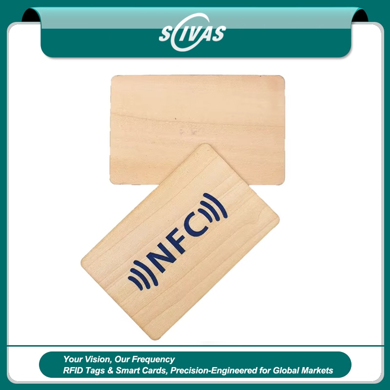 Cartões-presente RFID em madeira gravada