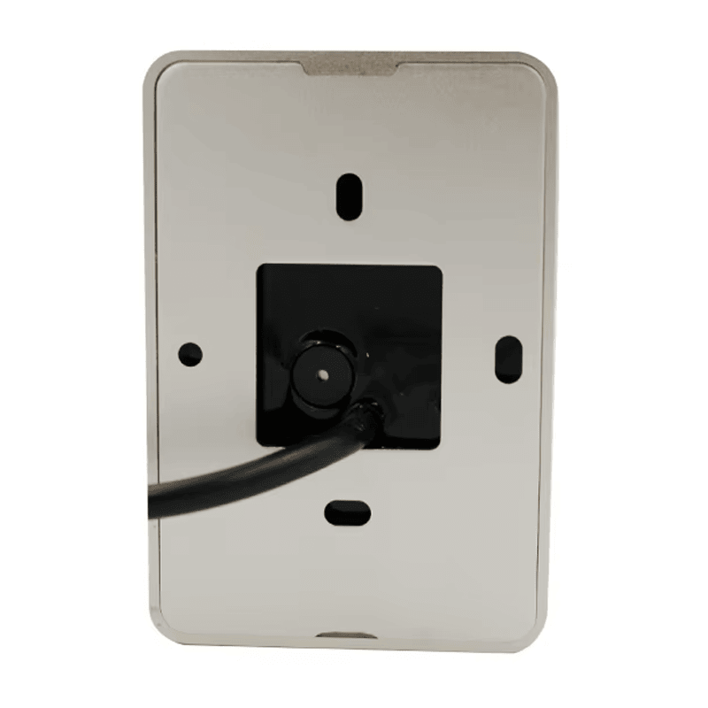 O leitor RFID industrial J10-M2634 é apresentado em um ambiente profissional de entrada de edifício para gerenciamento confiável do controle de acesso.