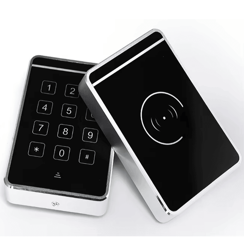 Esta versão dourada do leitor com teclado tátil J20 oferece um acabamento luxuoso para instalações de controle de acesso residenciais ou comerciais de alto padrão.
