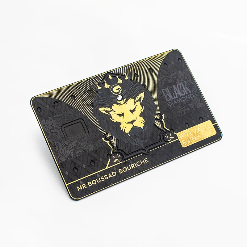 Cartões de visita metálicos em aço inox personalizados com detalhe de identidade visual e layout para aplicações de Cartões de visita metálicos.