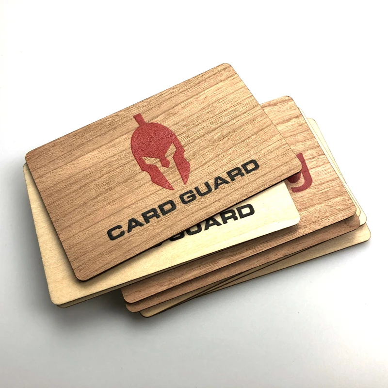 Amostra de design personalizado de cartões RFID de madeira para marcas, hotéis e Cartões de Madeira.