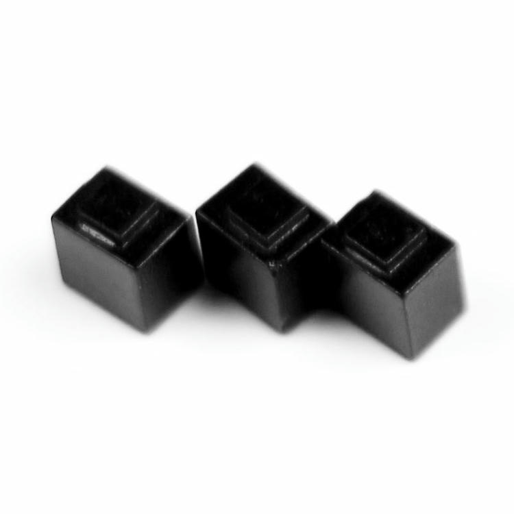 O invólucro cerâmico robusto desta microtag UHF garante classificação IP68 à prova d