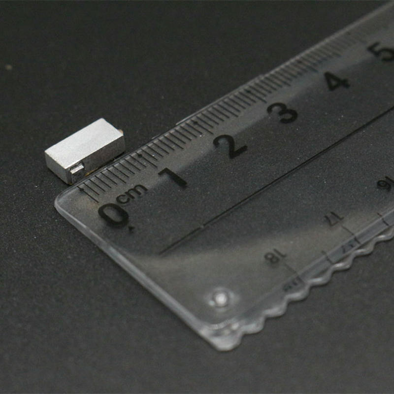 Foto de Tags RFID Cerâmicas para Metal em Alta Temperatura mostrando disposição da antena na categoria Tags RFID para altas temperaturas.