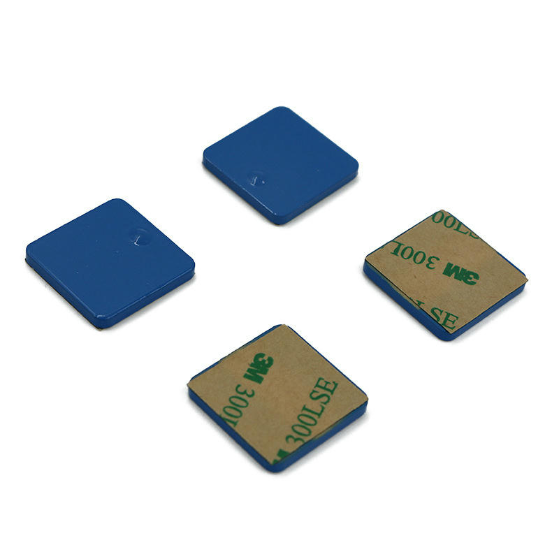 Imagem de Tags RFID Cerâmicas para Temperaturas Extremas com foco em uso industrial para projetos de Tags RFID para altas temperaturas.