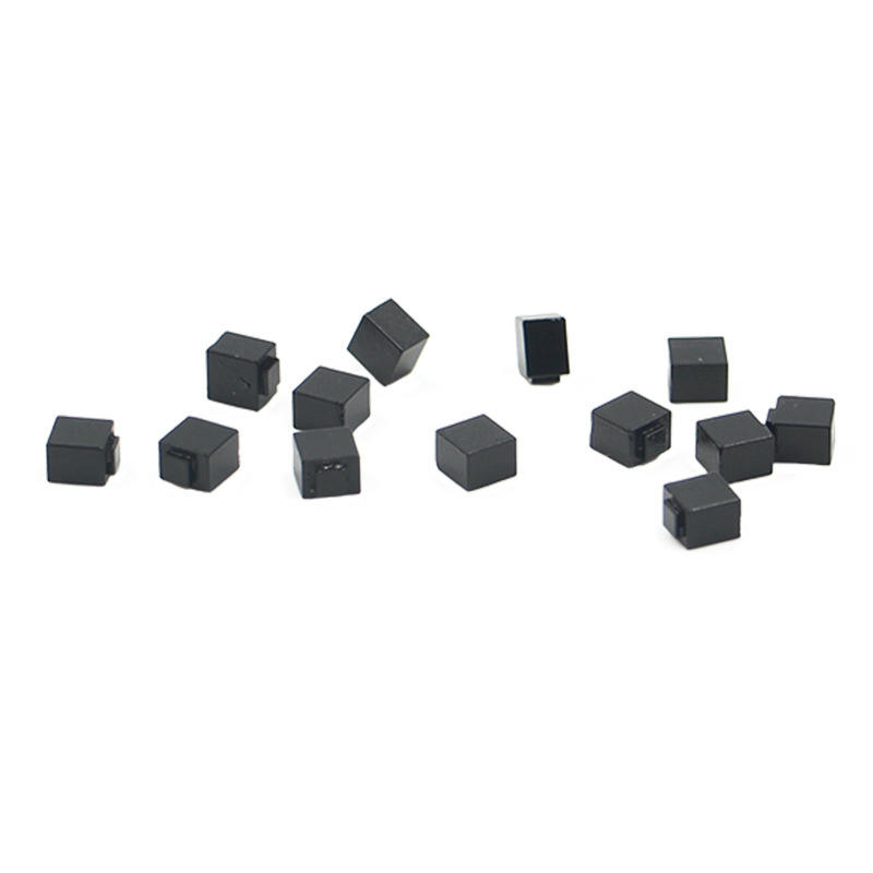 Imagem nítida de Tags RFID Cerâmicas para Ativos em Armazéns destacando uso industrial para aplicações de Tags RFID para altas temperaturas.